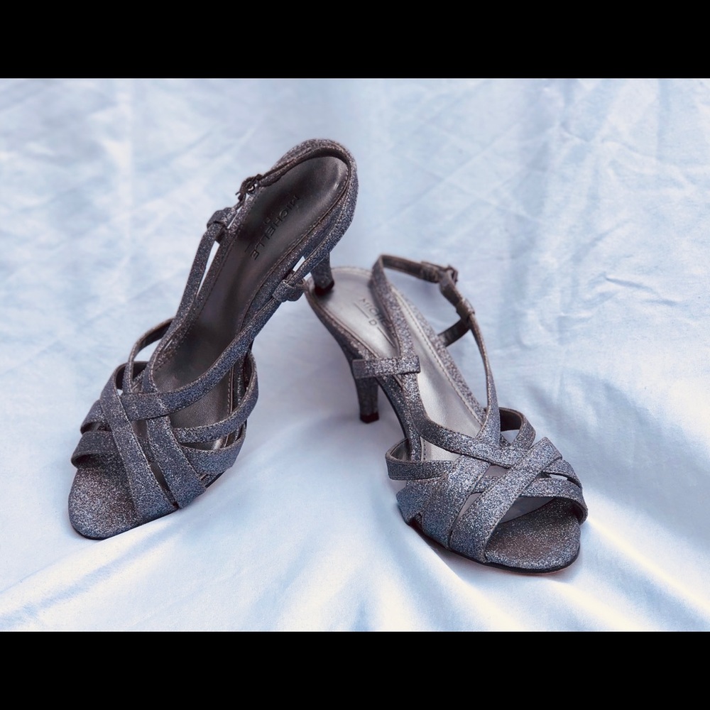 Michelle D silver sparkle dress shoes. Size 9